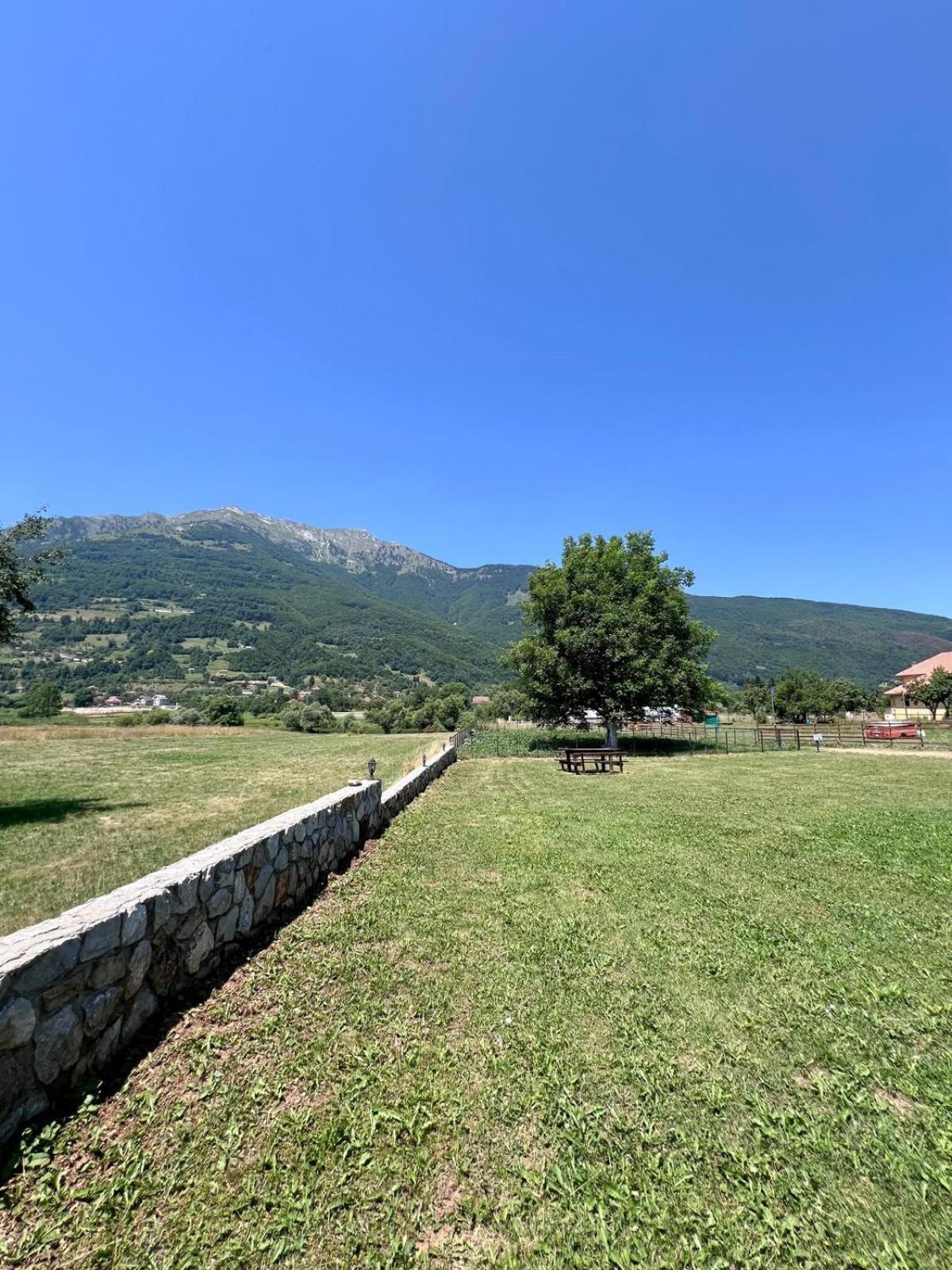 Camp Hotel Lake Views Plav Exterior foto